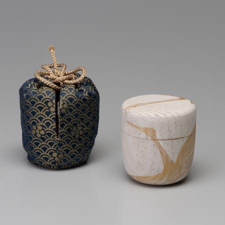 奥村土牛 宗達図写鶴棗 共箱